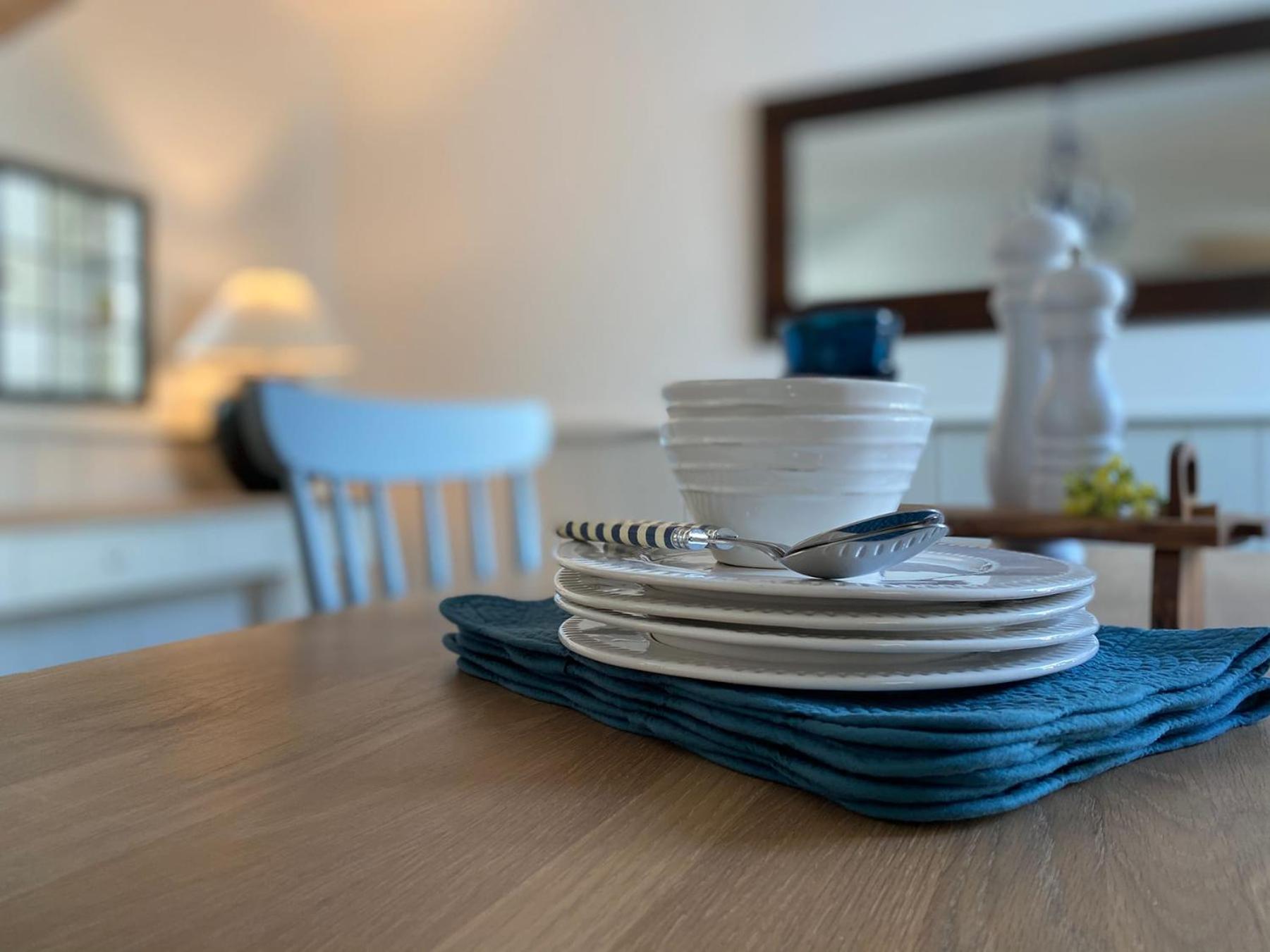Bosun Cottage - Boutique Retreat On The Beach Deal Eksteriør bilde